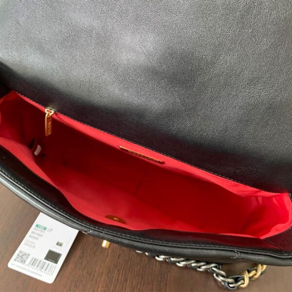 577CDFCF-5B36-C1E5-519C-742607EDE847.jpg CHANEL 19 Large Handbag AS1161