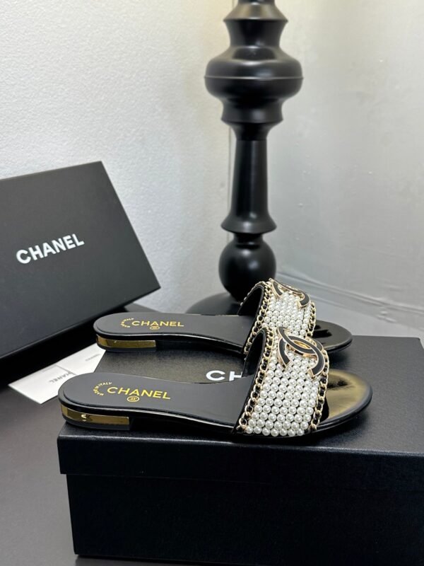 Chanel Women's Logo 25ss CC Sandal