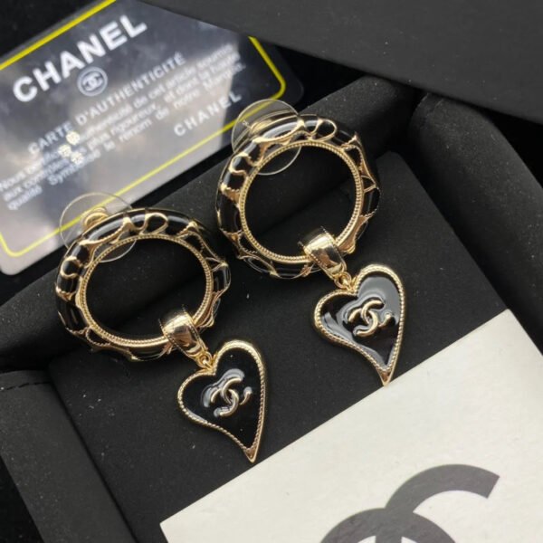 5984CCAF-C9C6-517B-030F-971801EA2FF4.jpg cc Earrings