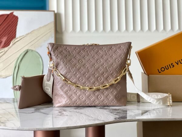 Louis Vuitton M12071 Coussin Hobo MM