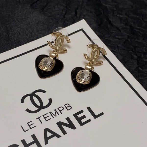 5B7D4307-D189-81B0-DEAF-2E854E28065E.jpg cc Earrings