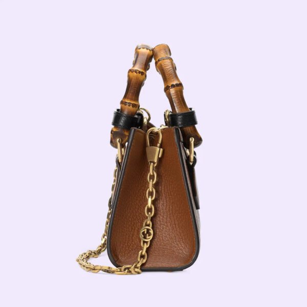 5BE1987D-FA9D-F780-1411-C3B74FE0D8C5_598d2c60-c1ff-4ea1-b8c2-6e7737cb531d.jpg DIANA SMALL SHOULDER BAG