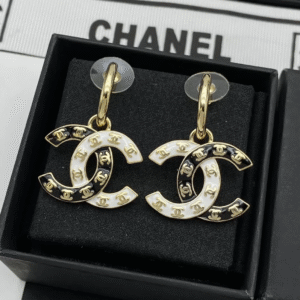 5D3A2D7D-A77C-02CD-4899-8CBF8FC17F1A.png CCE504 CC earring