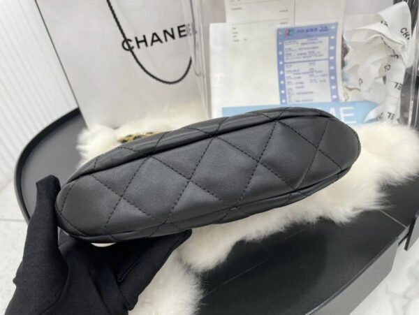 Chanel Hobo Handbag Black For Women, Women&rsquo;s Bags 9.4in/24cm AS3562 B09178 94305