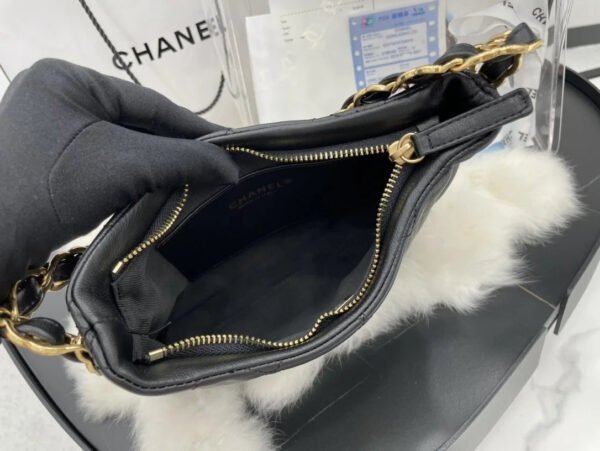 Chanel Hobo Handbag Black For Women, Women&rsquo;s Bags 9.4in/24cm AS3562 B09178 94305