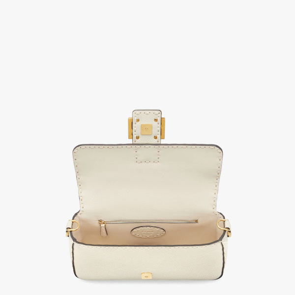 Fendi Baguette Medium