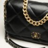 5F54BB5D-AC5D-6246-A43E-B35FD9B04576.jpg 19 Handbag - Maxi