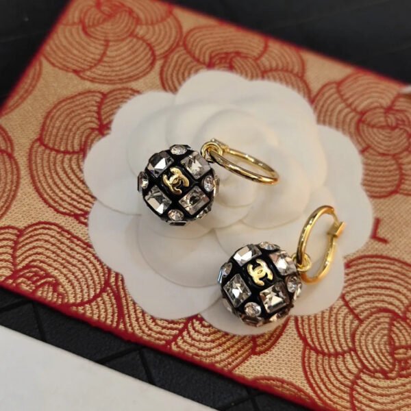 5FD100F1-876A-342E-A4C9-636E2B2C0B46.jpg CC Earrings 0003
