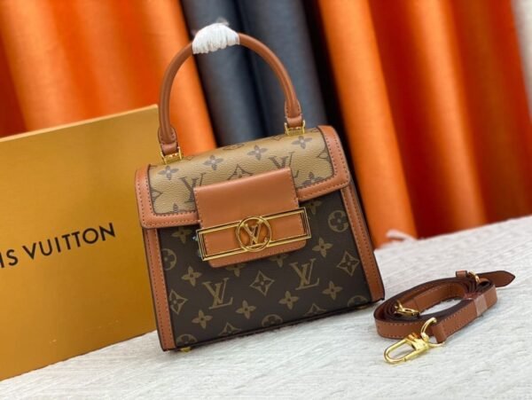 Louis Vuitton Dauphine Capitale M46751