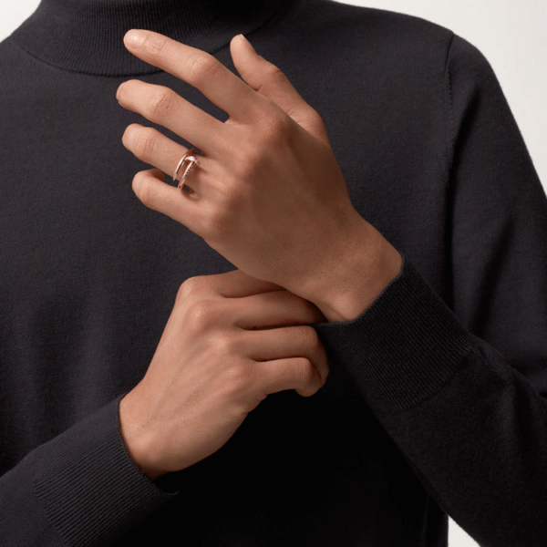 613A4617-582B-1552-BFAD-63549CF5C0C8-1.png JUSTE UN CLOU RING