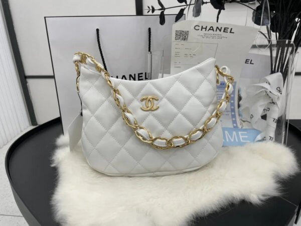 Chanel Hobo Handbag White For Women, Women&rsquo;s Bags 9.4in/24cm