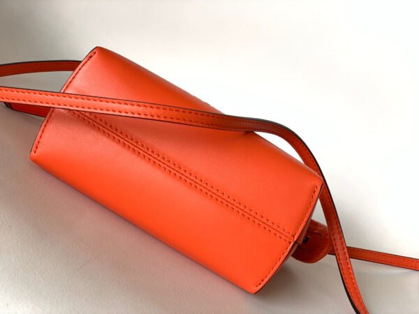 6463485F-BC27-749A-B8FD-05169567FBA2.jpg Fendi By The Way Mini Bag