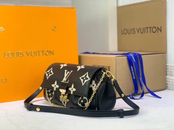 Louis Vuitton Favorite M45859