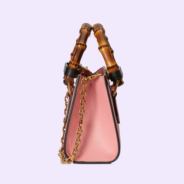 DIANA SMALL SHOULDER BAG