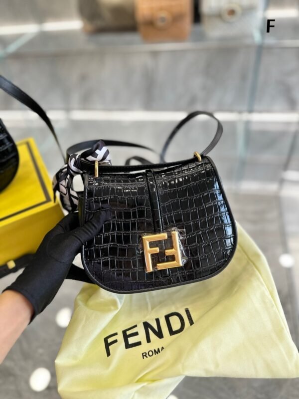 Fendi C'mon Nano - White