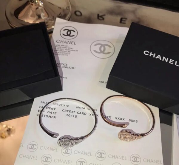 CC Bracelet 0017 - Golden