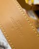 68CBF4E2-8BF1-903A-569E-60144DAA001C.jpg Louis Vuitton M46197 CarryAll MM