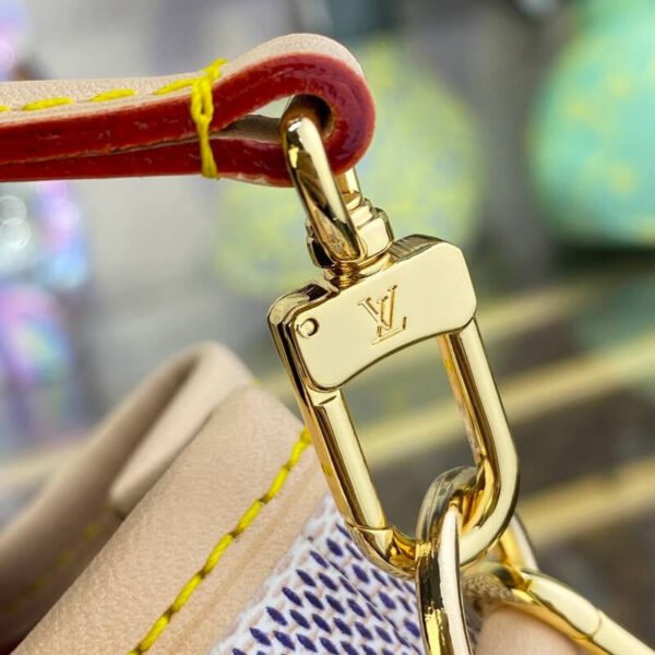 Louis Vuitton No&eacute; BB N40511