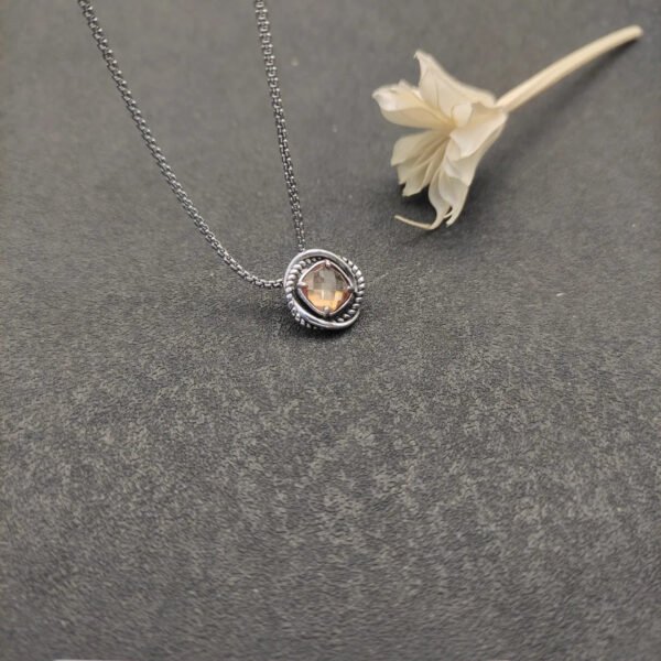 6A991F8E-1CDE-97E9-A1E5-AE6F5A6B57B0.jpg Petite Chatelaine® Necklace Sterling Silver with Champagne, 10mm