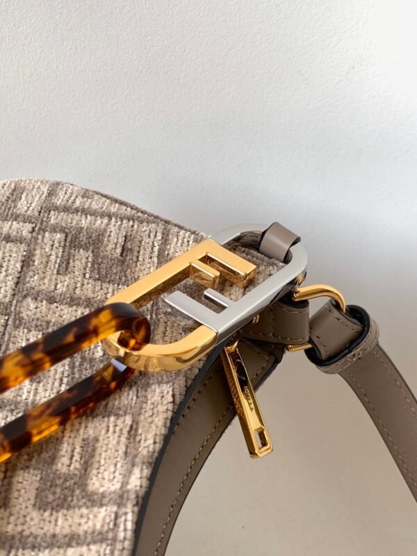 Fendi O'lock Swing Bag