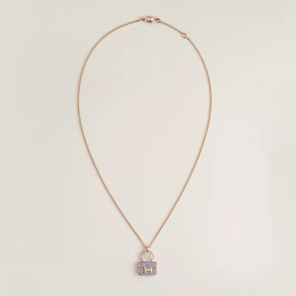 Amulettes Constance pendant