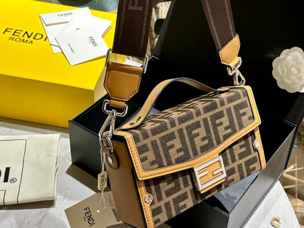 Fendi Baguette Sofe Trunk - Yellow