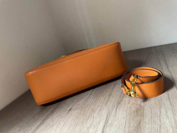 Fendi O'lock Zip Bag