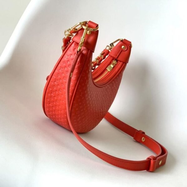 Louis Vuitton Loop M22594