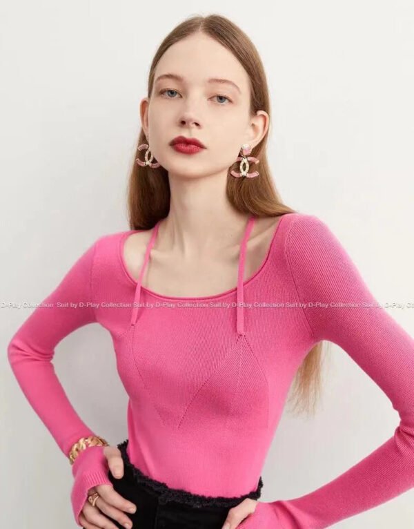 7175F880-04C7-0CBB-3842-318F30DD1F66.jpg CC Earrings 0027