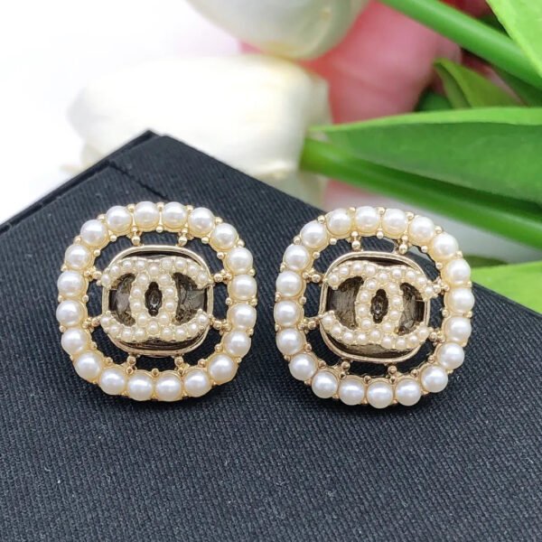 71FCA773-766A-1892-43C1-E1D4FC71E80A.jpg cc Earrings