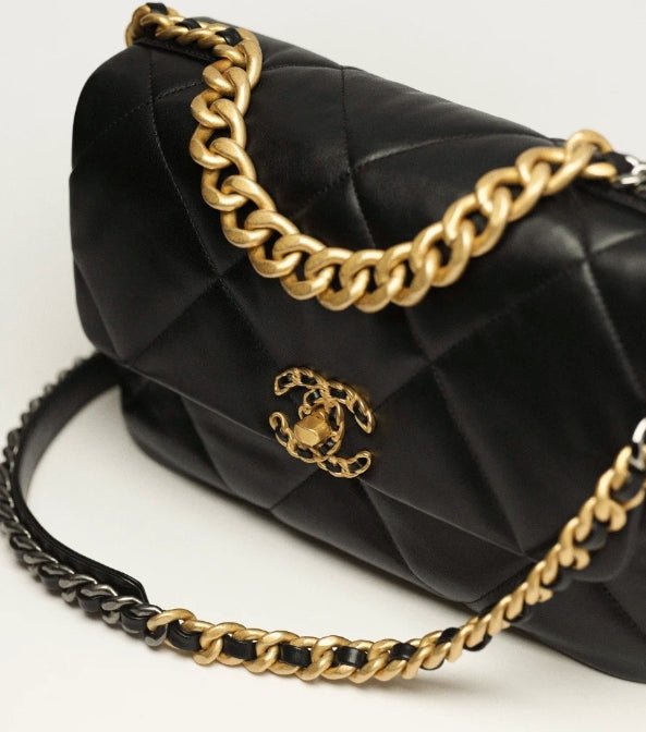 731A4895-6794-D95A-450A-88B747DA9516.jpg 19 Handbag - Maxi