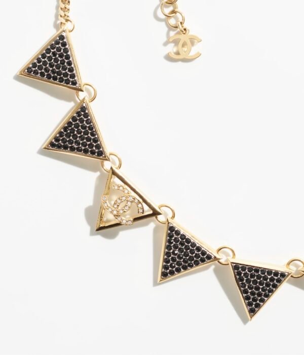 73A8DC6F-BF3D-E9D5-5AFF-35ABD5F35991.jpg NECKLACE