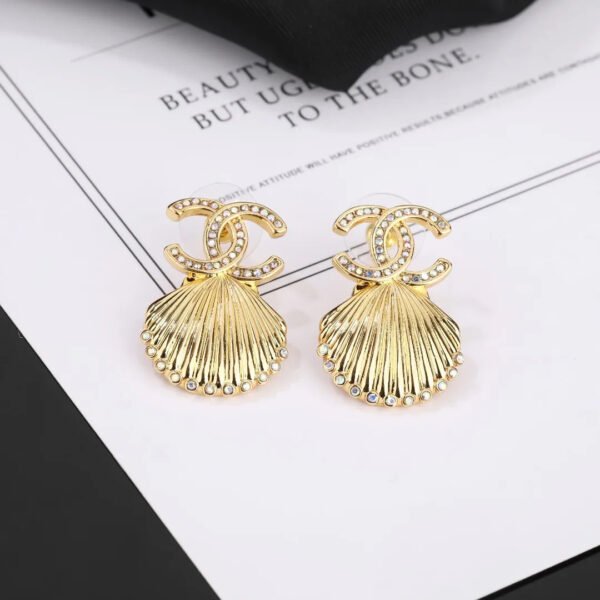 CC Earrings 0008