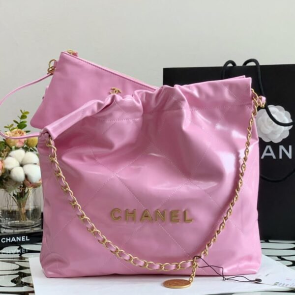 Chanel 22 Small Handbag AS3260