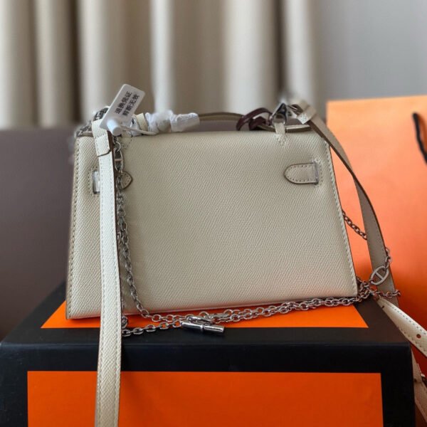 7749D9E4-DE17-334E-835C-83A63A5B6948.jpg Mini Kelly 20 Bag