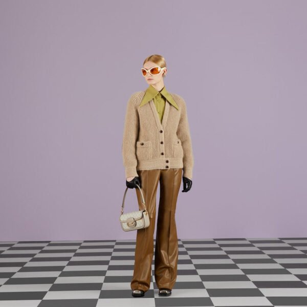 78542780-C034-EBE2-0A4B-61AA364DBD53_b17ffc24-4710-47b8-af30-9c65918220de.jpg HORSEBIT 1955 SHOULDER BAG