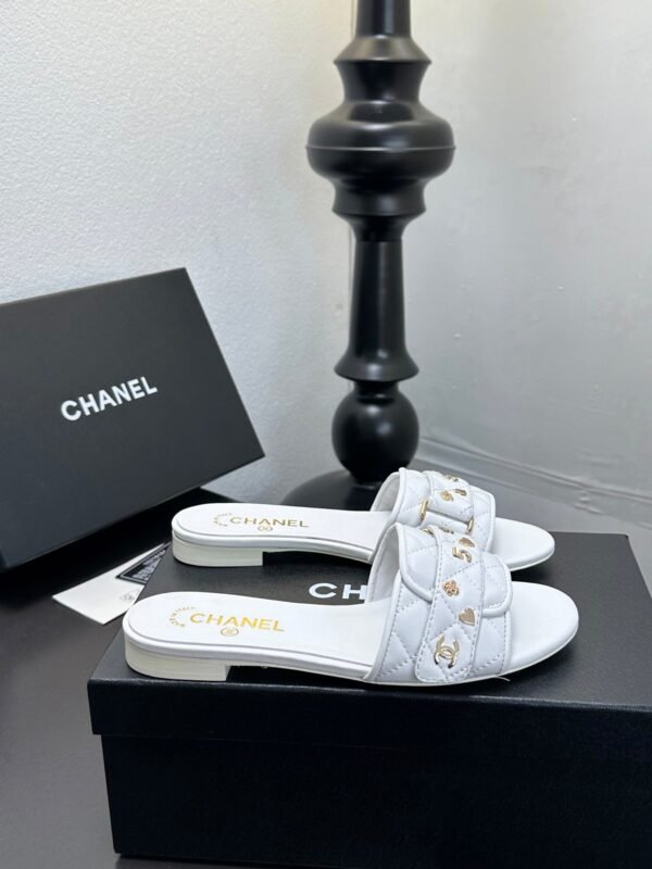 Chanel Women's Logo 25ss CC Sandal