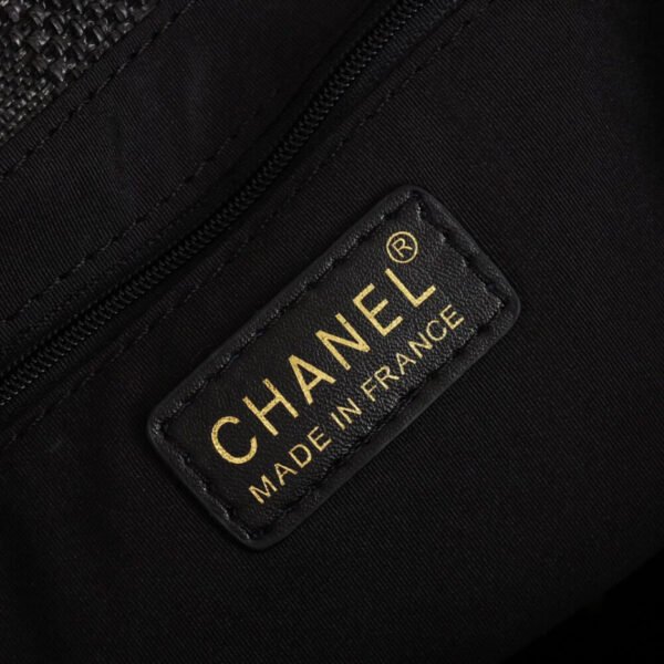 7A78175A-8EAE-F1F1-D5CC-3D5DDDF5BBE3.jpg CHANEL Woven Straw Raffia Striped Medium Deauville Tote
