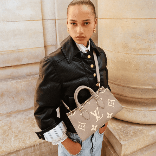 Louis Vuitton OnTheGo East West M23641