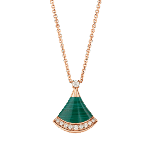 7BA4A86F-699F-F79E-0F5C-604B4E50406D.png Divas Dream Necklace
