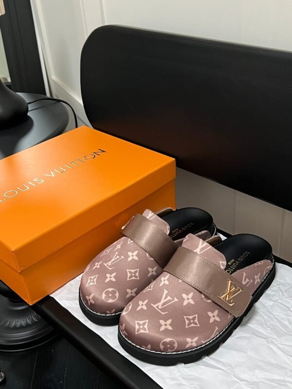 Louis Vuitton Women's Pool Pillow Comfort Sandal