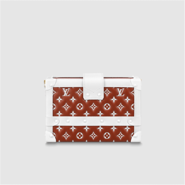 7E1CF112-CD41-8D10-F27B-0FF600A804E8_dbc8814c-41d8-48e1-bf2f-73b6426b244f.png PETITE MALLE