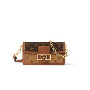 7FF25C40-B374-CFF8-0D50-B76D77C1659E.jpg Louis Vuitton M46757 Dauphine East West