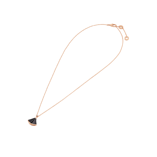 80896FBA-161D-0585-284C-2D83C1CE0FA9.png DIVAS DREAM NECKLACE
