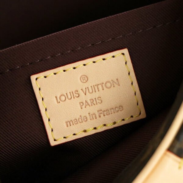 Louis Vuitton Monogram Canvas Croissant MM M46828