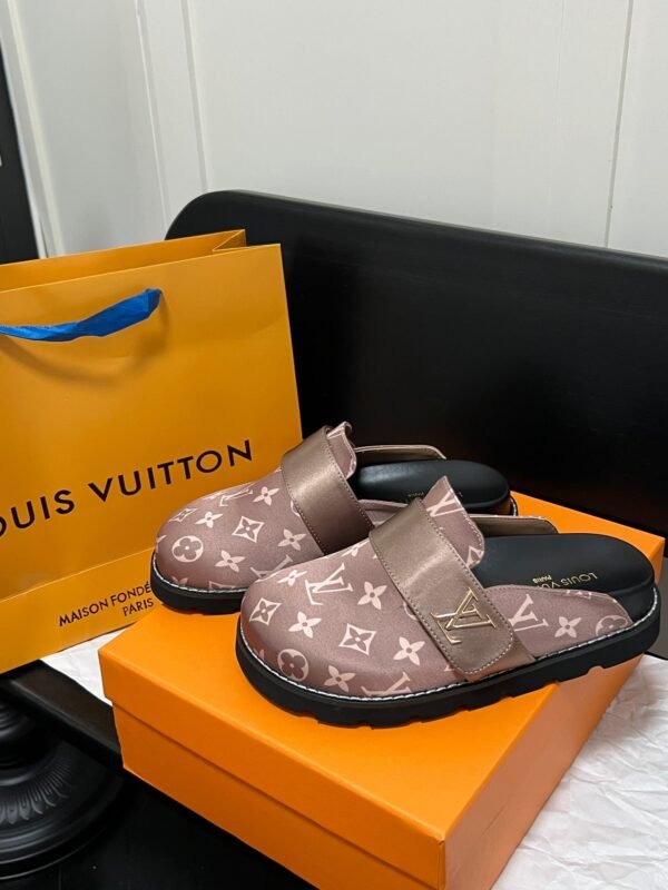 Louis Vuitton Women's Pool Pillow Comfort Sandal