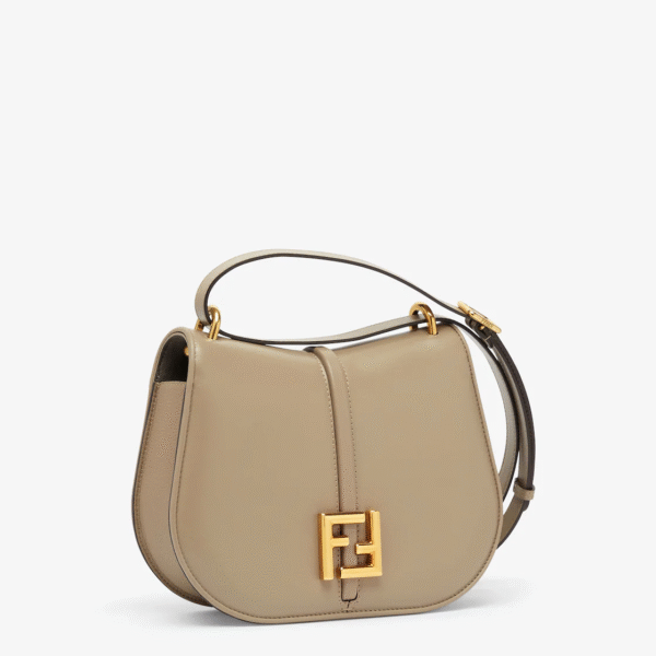 8303EC00-5694-4EA2-A93F-FD10D2246434.png Fendi C'mon Medium