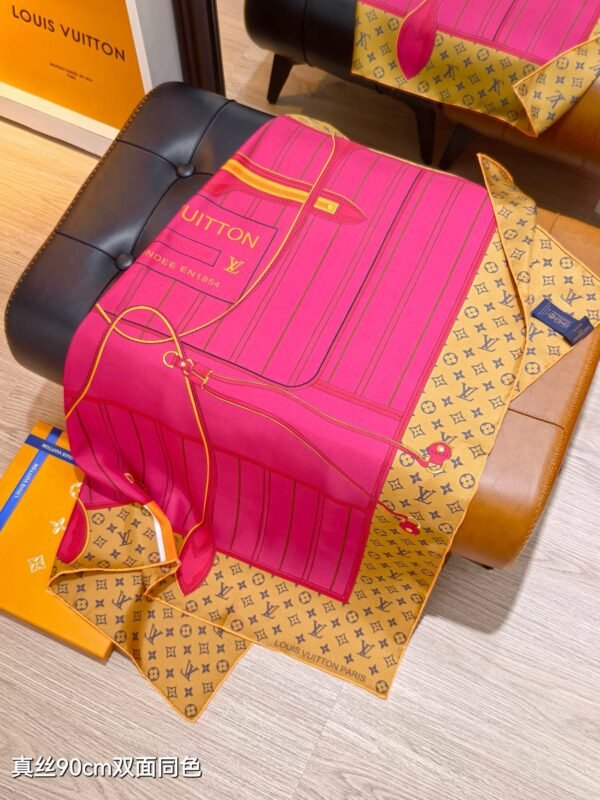 My Neverfull Square 90 M96258