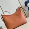 84D256C1-6900-48FD-121E-CED32439D109.jpg Louis Vuitton M11790 CarryAll PM