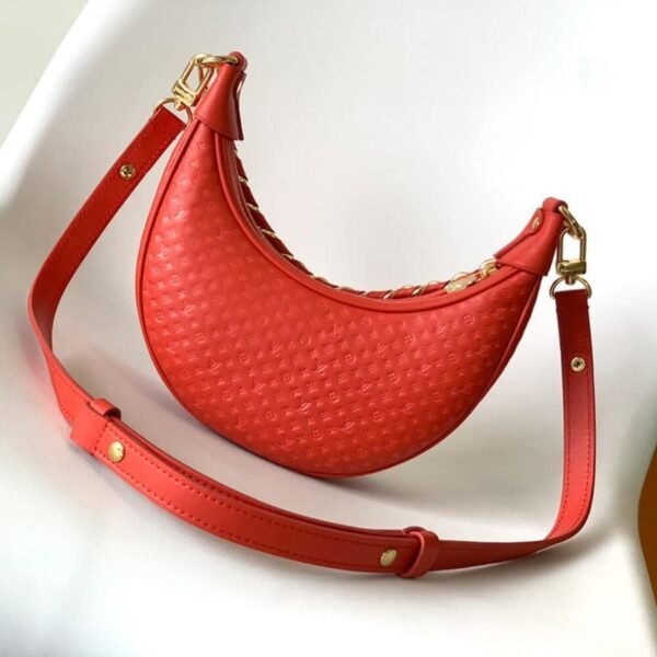 Louis Vuitton Loop M22594